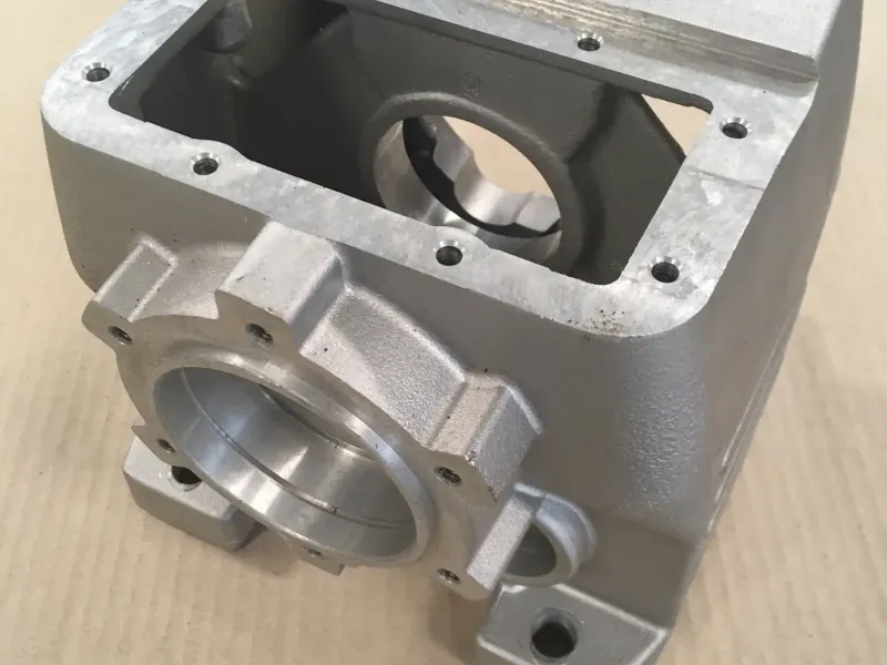 cnc-frezovana-skrin-01